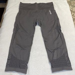 Energy+ Seamless Cropped Gymshark Leggings